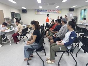 청양군 외국인계절근로자 건강증진을 위한 무료 피부과 진료 및 결핵검진 실시