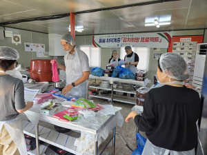 청양 제철 농산물로 담근 따뜻한 정(情), 대전 학하동에 전하다